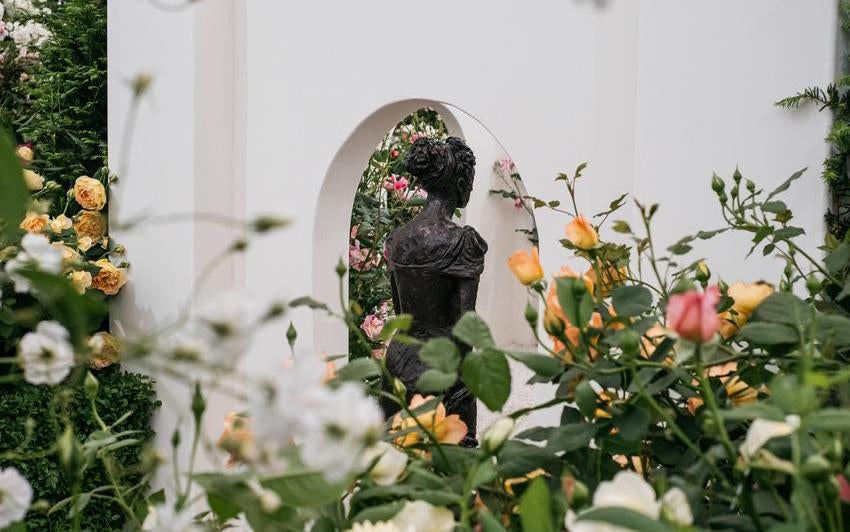 Get the Chelsea Look: How to Create Your Own Secret Garden at Home Get the Chelsea Look: How to Create Your Own Secret Garden at Home